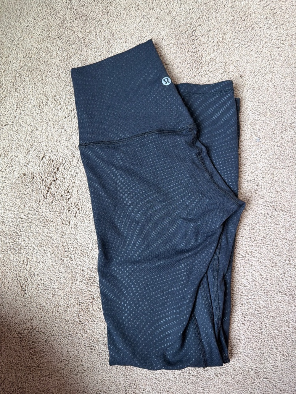 lululemon black speckle align